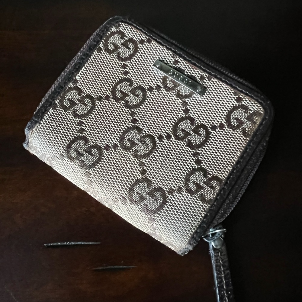 Gucci Coin wallet.